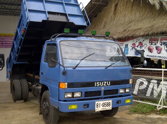 NPR 59L 115 แรงม้า  สภาพพร้อมใช้เลย  จดปี 38