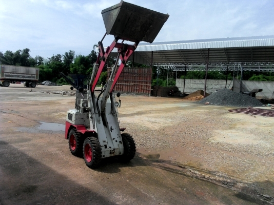 ขายรถตักเอนกประสงค์ komatsu sk04-1199 ขายรถตักเอนกประสงค์ komatsu sk04-1199