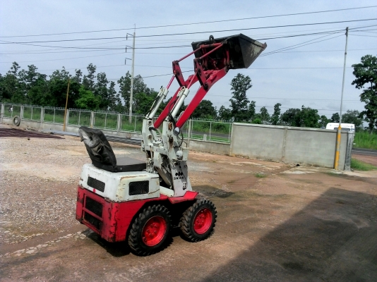 ขายรถตักเอนกประสงค์ komatsu sk04-1199