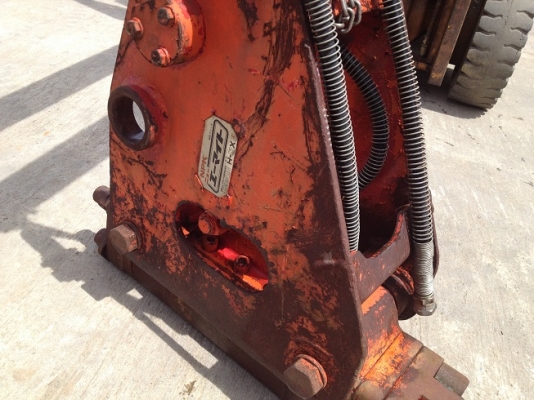 หัวเจาะ ขายหัวกระแทก ขนาด PC60 , PC40 , PC30  นำเข้า มือสองญี่ปุ่น