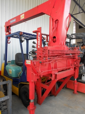 Komatsu รุ่น FG18-16 ขนาด 3.0 ตัน เชื้อเพลิง เบนซิน เครน เกียร์ ออโต้ 8,100 ชม. ปี 1999 ราคา 540,000 บาท