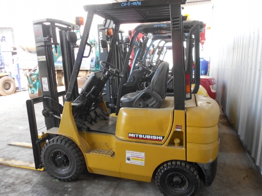 MITSUBISHI รุ่น FG 15T ขนาด 1.5 ตัน เชื้อเพลิง เบนซิน เกียร์ ออโต้ เสา 3 เมตร 20,680 ชม. ปี 2002 ราคา 190,000 บาท