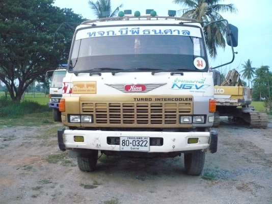 ขายสิบล้อหัวลาก HINO  เครื่อง 295