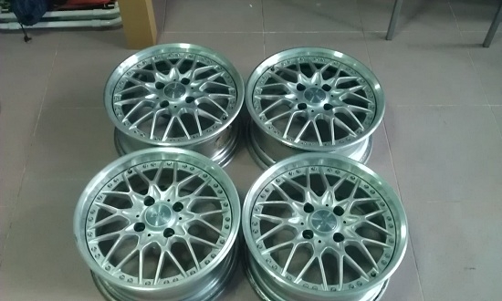 ขายแม็ก japna แท้ 16/114 กว้าง7ครึ่ง