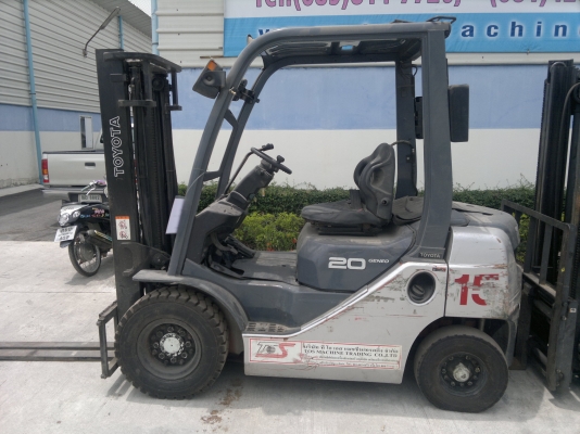 ขายรถฟอร์คลีฟท์ติดแก๊สขนาด 2 ตัน TOYOTA  8FGL20 เสา3 เมตรออโต้ ปี2007 รถสภาพดีมาก ใช้งานได้เลยไม่ต้องแต่งเพิ่ม ติดต่อมานะ 085-9049669