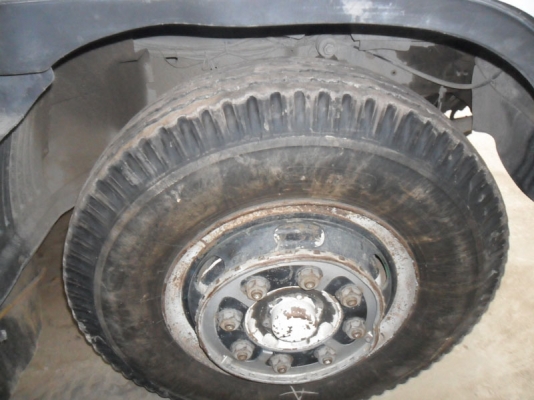 Hino Mega 260 แรง ปี 48 แก๊ส 6 ถัง ยางใหม่ คัสซีสวย พร้อมใช้งานได้เลยครับ