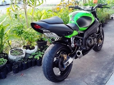 เเลก Custom Streetfighter zx9 ทะเบียน