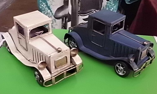 โมเดลรถสังกะสี