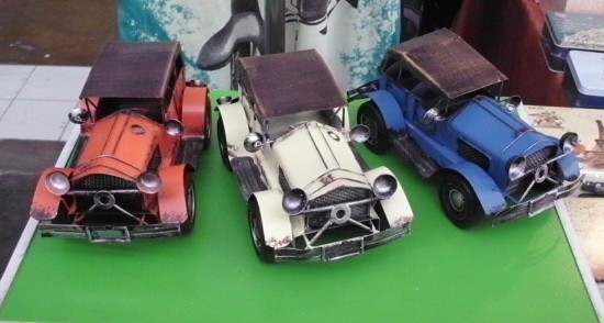 โมเดลรถสังกะสี