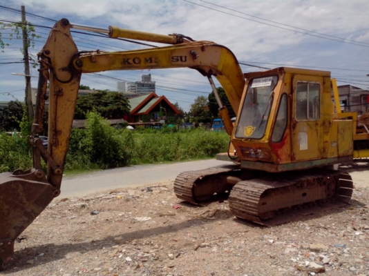 ขายรถแบ็คโฮ komatsu pc 60 - 1 บุ้งกี๋พร้อมหัวเจาะ เครื่องปั๊มเดิม เอกสารสัญญาซื้อขาย