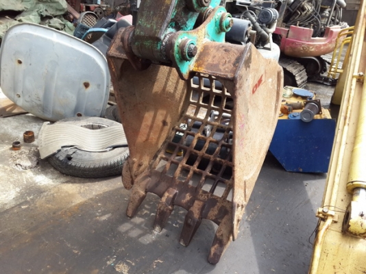 ขาย รถขุด KOBELCO  รุ่น SK60-3- มือสองญี่ปุ่น