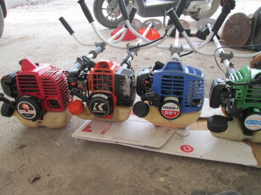 เครื่องตัดหญ้าสะพายบ่า