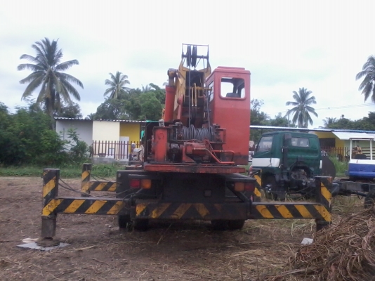 รถเครน KaTo 11 ตัน