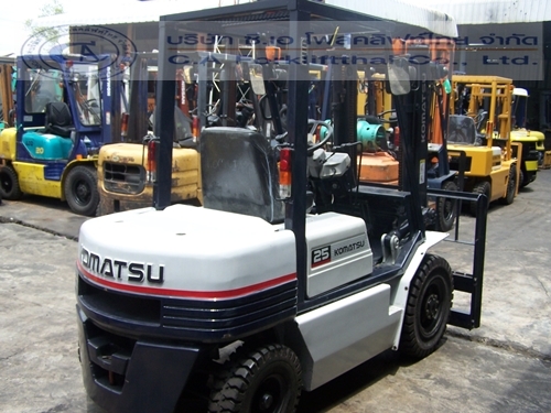 ขาย รถโฟล์คลิฟท์ KOMATSU รุ่น FD25-11