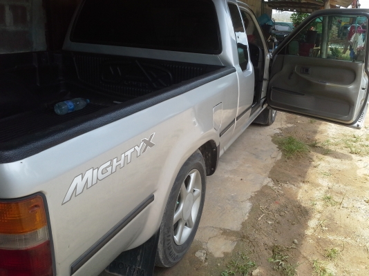 toyota  mighty x ปี  96  เพาเวอร์  ล้อแม็ก   แอร์เย็นฉ่ำ   กระบะแค็บ