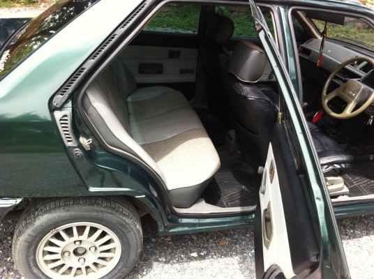 champ รถบ้านสีสวยๆ ติดแก็สlpg แอร์เย็น ขับดี พร้อมโอน ประกันชั้น3 ภาษี57