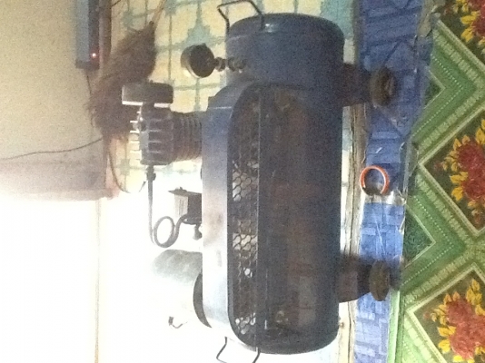 ขายปั้มลมราคาถูกสภาพดีชื้อมาไม่ได้ใช้0811330297