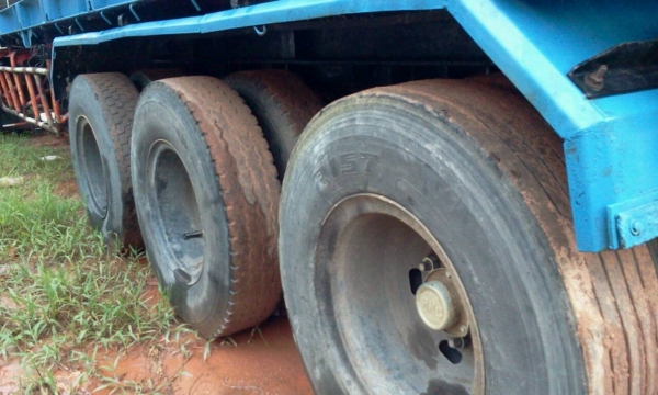 HINO FS