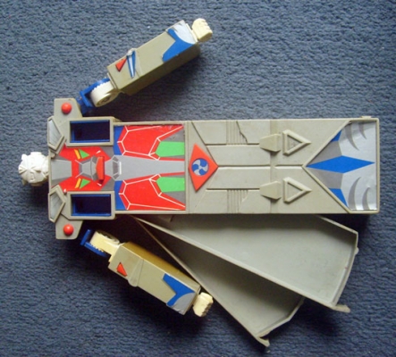 กล่องดินสอหุ่นยนต์