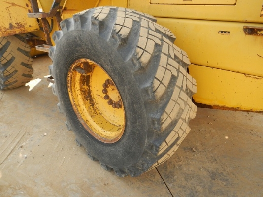 New Stock Komatsu WA100-1 SN: 30547 นำเข้าจากญี่ปุ่น สภาพสวย ขายไม่แพงครับ