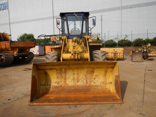 New Stock Komatsu WA100-1 SN: 30547 นำเข้าจากญี่ปุ่น สภาพสวย ขายไม่แพงครับ