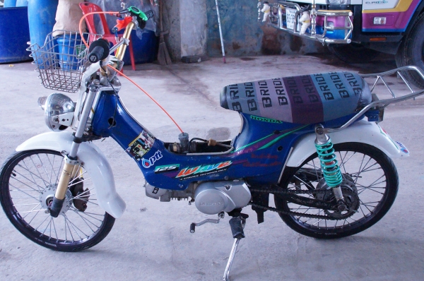 ขาย  HONDA ชาลีเครื่อง LIFAN 125 อินวอย รถพร้อใช้ เครื่องดี สภาพตามรูป ครับ