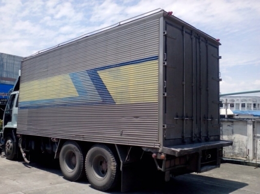 ขาย ISUZU ROCKY 195นางฟ้าแท้ใส่ตู้เปียกสภาพสวย