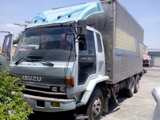 ขาย ISUZU ROCKY 195นางฟ้าแท้ใส่ตู้เปียกสภาพสวย