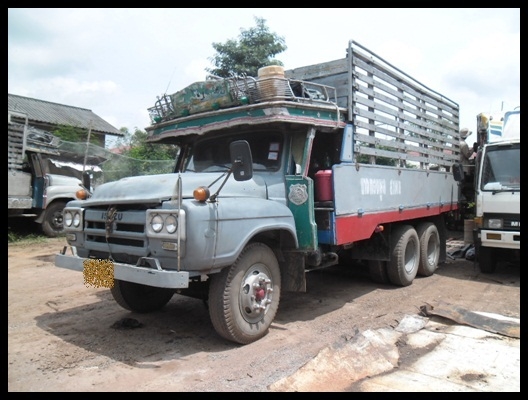 6 ล้อ หน้ายาว รถล่องเพลาเดียว