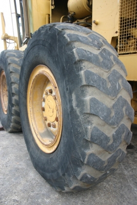 ขาย รถเกรด CATERPILLAR 140G-72V10xxx เก่านอก สวยๆ เดิมๆ 2,950,000 TEL : 087-0339334 (อ็อฟ)