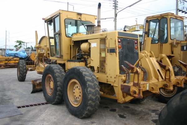 ขาย รถเกรด CATERPILLAR 140G-72V10xxx เก่านอก สวยๆ เดิมๆ 2,950,000 TEL : 087-0339334 (อ็อฟ)