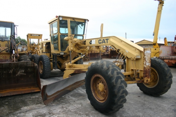 ขาย รถเกรด CATERPILLAR 140G-72V10xxx เก่านอก สวยๆ เดิมๆ 2,950,000 TEL : 087-0339334 (อ็อฟ)