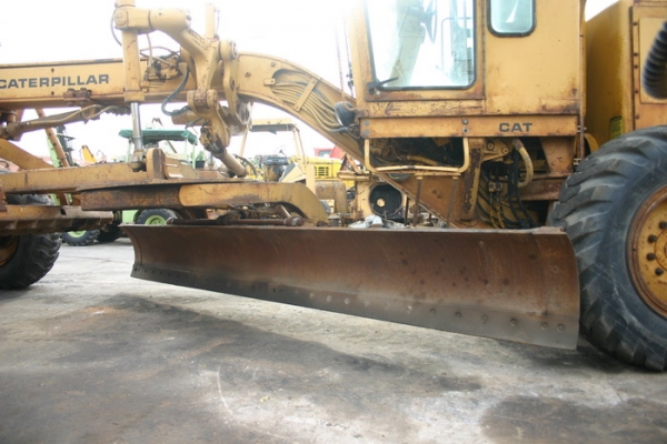 ขาย รถเกรด CATERPILLAR 12G-61M10xxx เก่านอก สวยๆ เดิมๆ 2,500,000 TEL : 087-0339334 (อ็อฟ) ขาย รถเกรด CATERPILLAR 12G-61M10xxx เก่านอก สวยๆ เดิมๆ 2,500,000 TEL : 087-0339334 (อ็อฟ)