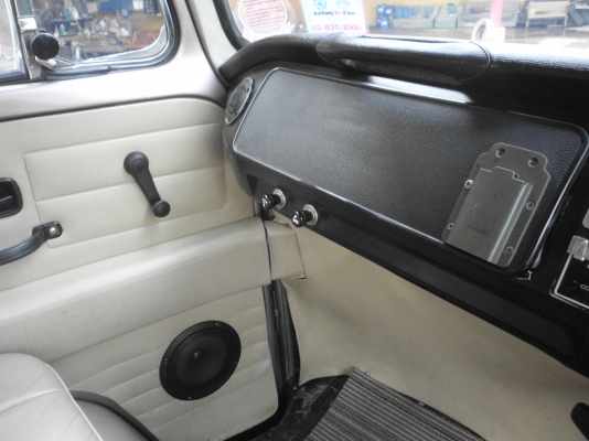 ขายโฟล์คแตงโม 74 สวย เปิดข้างเอาไปขายของครับ