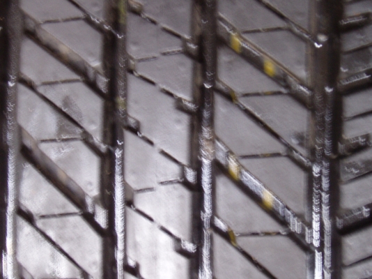 ขายยาง 265 65 17 มี1เส้นบริดสโตน