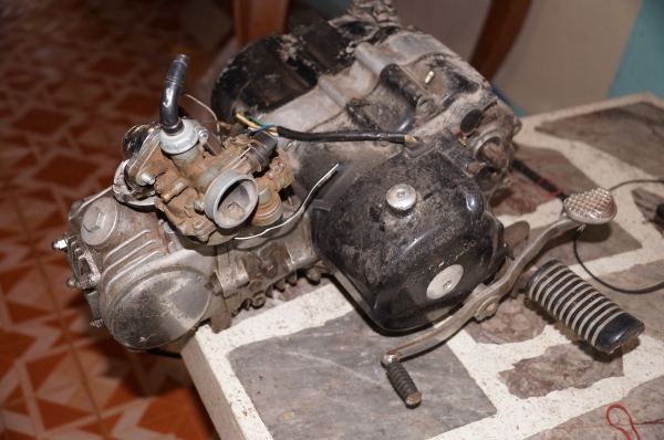 ขายเครื่อง HONDA เวฟ Z สภาพพร้อมใช้ อุปกรณ์ ชุด ไฟ ครบ ทะเบียน พร้อมโอน เอกสารครบ ครับ