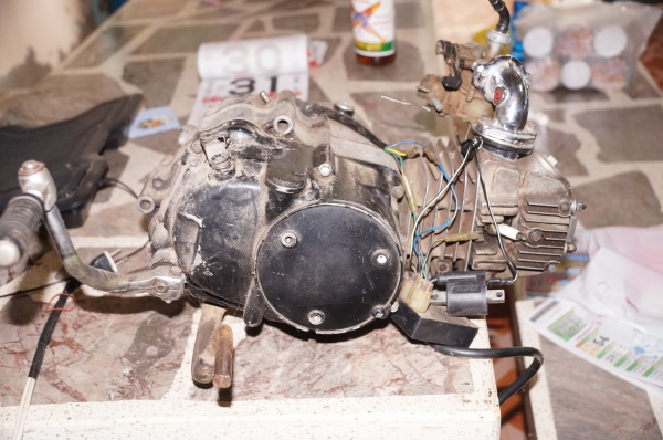 ขายเครื่อง HONDA เวฟ Z สภาพพร้อมใช้ อุปกรณ์ ชุด ไฟ ครบ ทะเบียน พร้อมโอน เอกสารครบ ครับ