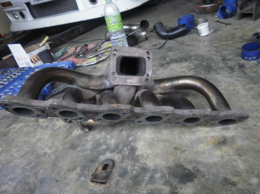 ขายเฮดเดอร์ RB25-20 ใส่กับโบเดิมได้ครับ  โทร.084-3576081