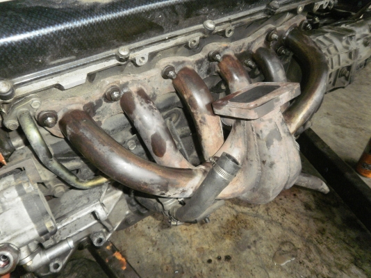 ขายเฮดเดอร์ RB25-20 ใส่กับโบเดิมได้ครับ  โทร.084-3576081