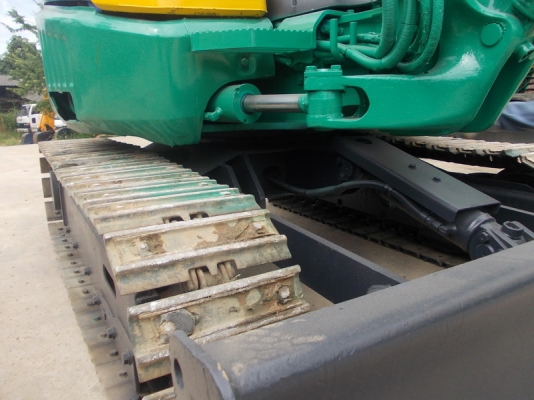 ขายรถแม็คโคร KOMATSU PC 27MR-1 ขายรถแม็คโคร KOMATSU PC 27MR-1