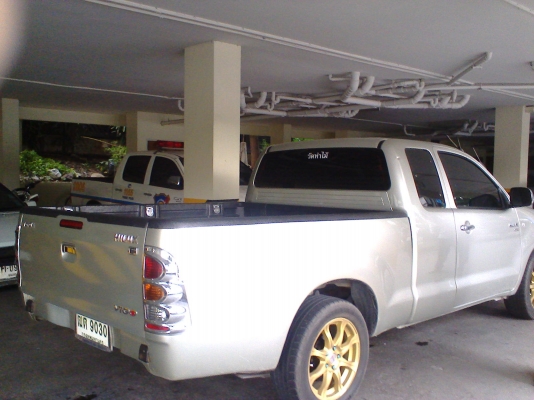 ขายดาวน์ 70000  วีโก้ 2.5  ปี2005 สภาพดี