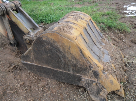 ขายรถแบคโฮ HITACHI EX200-3 สวยเดิมๆเครื่องเดิมปั้มเดิมโซ่หนาเอวแน่นเอกสารเล่มทะเบียน