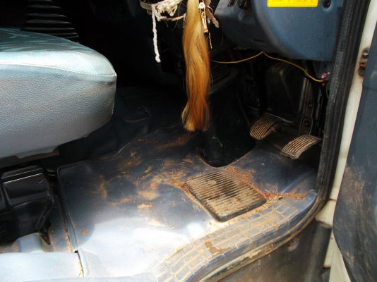 ขายด่วนรถ6ล้อHINOเมก้าเครืองJO5C150แรงม้าปี48ยาว5ม50