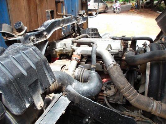 ขายด่วนรถ6ล้อHINOเมก้าเครืองJO5C150แรงม้าปี48ยาว5ม50