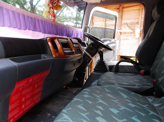 ขายด่วนรถ6ล้อHINOเมก้าเครืองJO5C150แรงม้าปี48ยาว5ม50