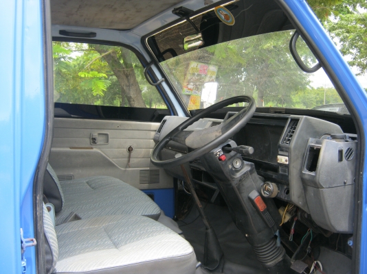 ขาย6ล้อ NKR 110 เเรงม้าพร้อมใช้งาน 340000 =บาท