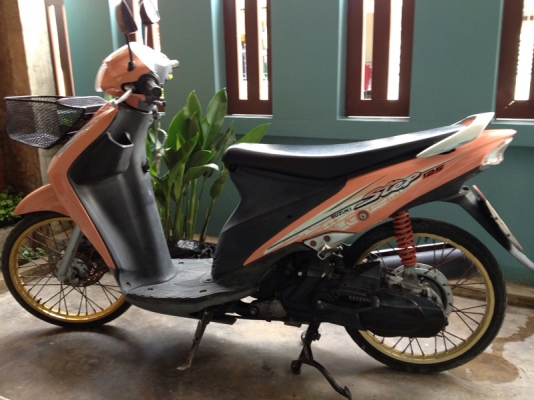 ขาย suzuki step125 ทะเบียนพร้อมโอน ผู้หญิงใช้ตอนนี้ไม่ค่อยได้ใช้เเล้ว