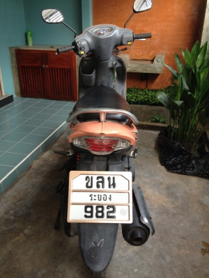 ขาย suzuki step125 ทะเบียนพร้อมโอน ผู้หญิงใช้ตอนนี้ไม่ค่อยได้ใช้เเล้ว