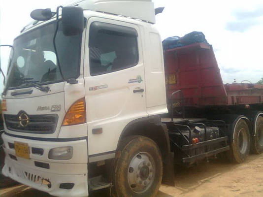 ขายหัวลาก2คัน MEGA 320แรง พร้อมหางพื้นเรียบRCK ปี51HI SPEED