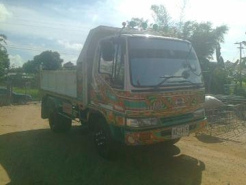 HINO FC-3J-JO7C ดั้ม รถสวย ใสๆ เล่มทะเบียน HINO FC-3J-JO7C ดั้ม รถสวย ใสๆ เล่มทะเบียน